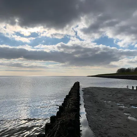 Peerhus In Zwischen Toenning Und St Peter Ording * Katingsiel